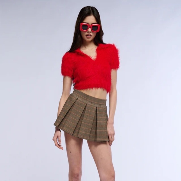 AKIRA LIFE OF THE PARTY FUZZY KNIT TOP, Christmas, Size M - Picture 7 of 7